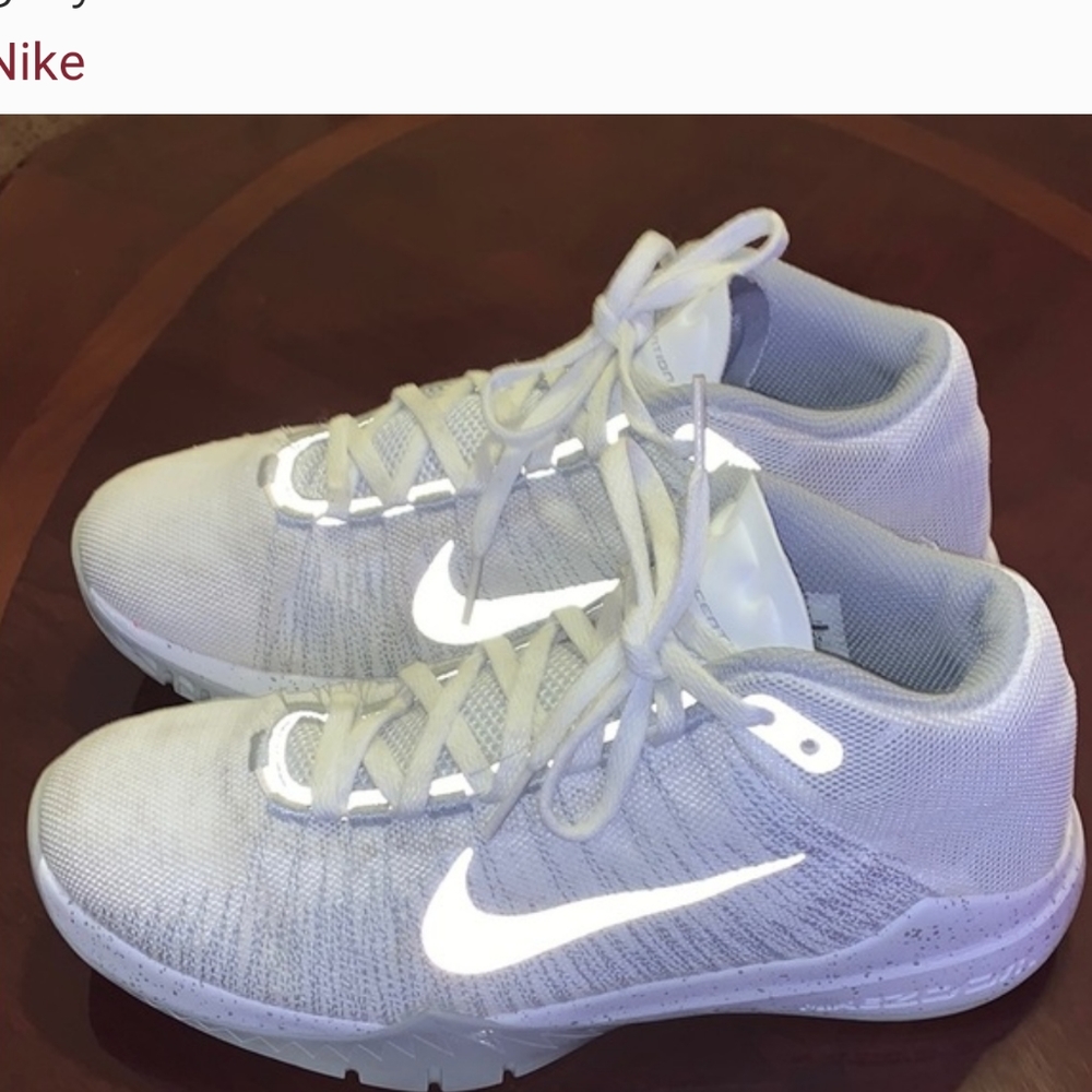 Nike Zoom Ascention white and grey